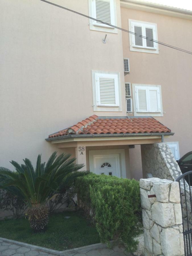 Apartmani Svit 扎达尔 外观 照片