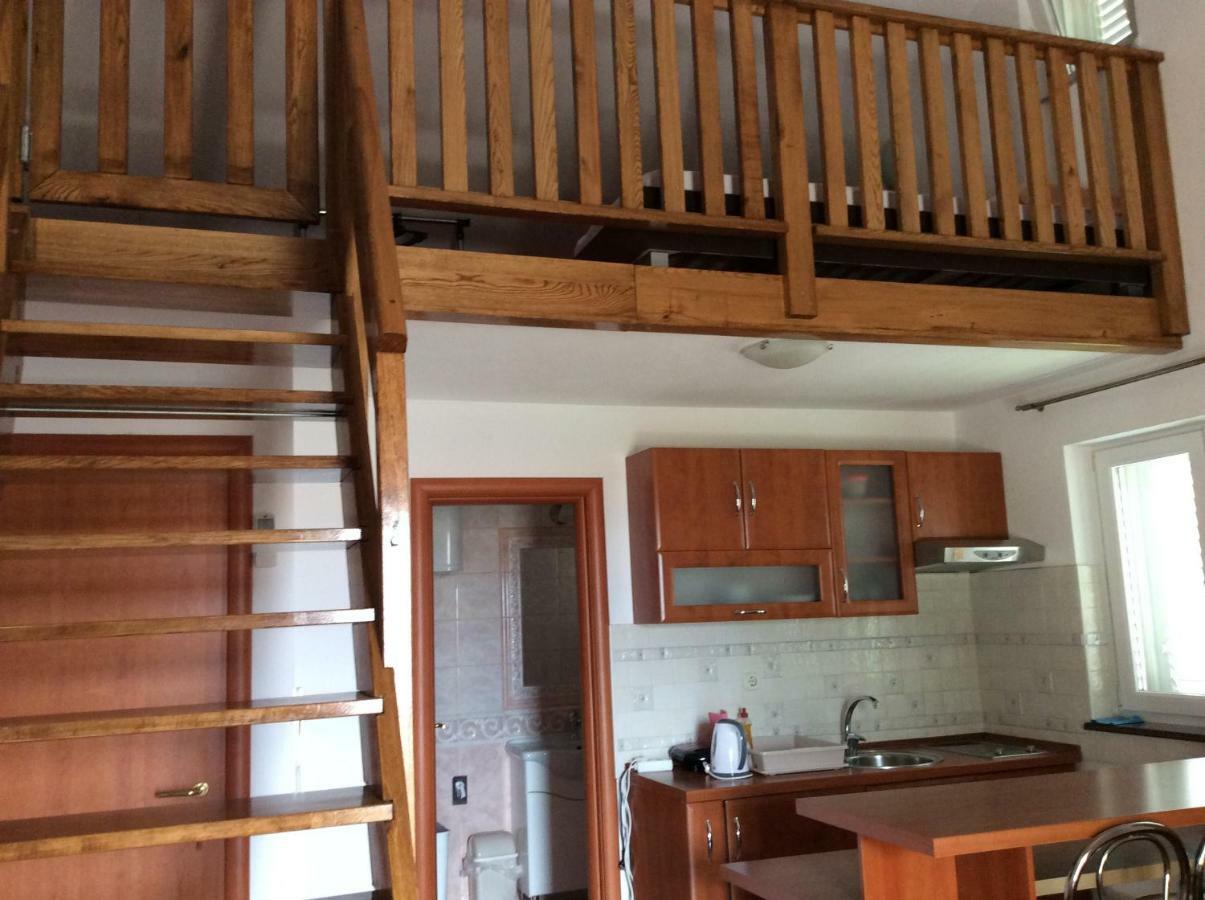 Apartmani Svit 扎达尔 外观 照片