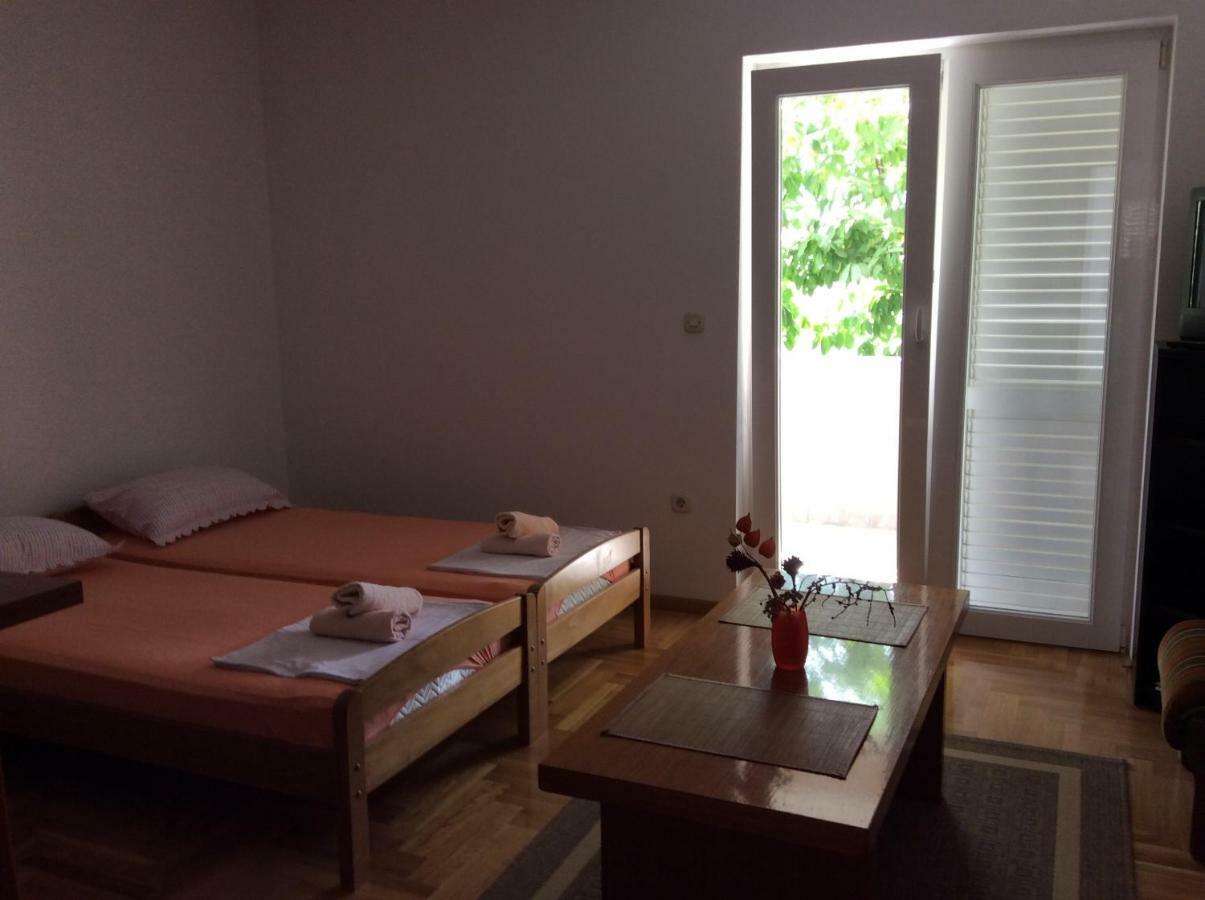 Apartmani Svit 扎达尔 外观 照片