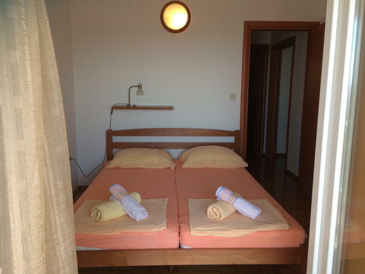 Apartmani Svit 扎达尔 外观 照片